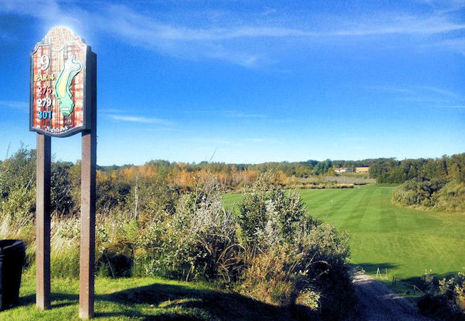 Hole 9 - Tooth of the Dogpound Golf Course